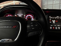Dodge challenger sxt 3.6 v6 305pk 2017 - afbeelding 1 van  4