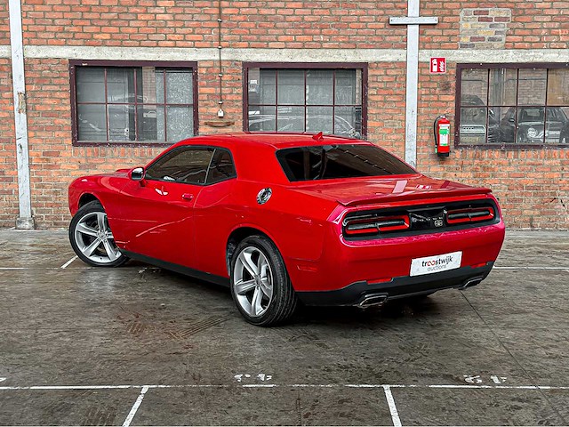 Dodge challenger sxt 3.6 v6 305pk 2017 - afbeelding 16 van  31