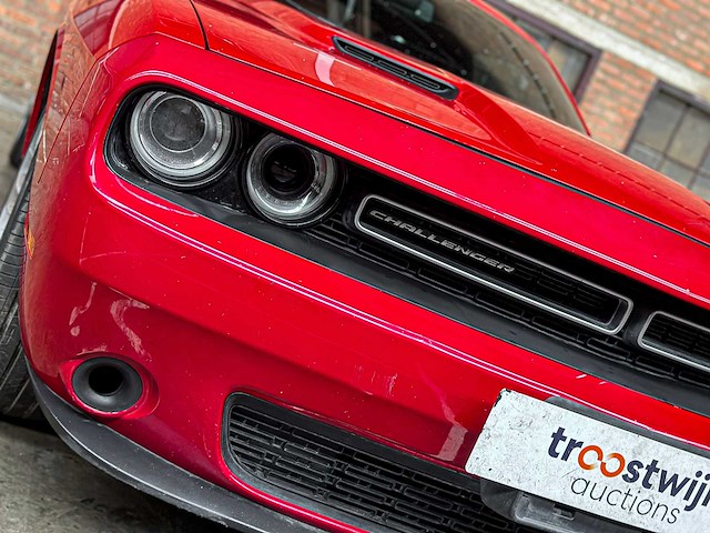 Dodge challenger sxt 3.6 v6 305pk 2017 - afbeelding 35 van  38