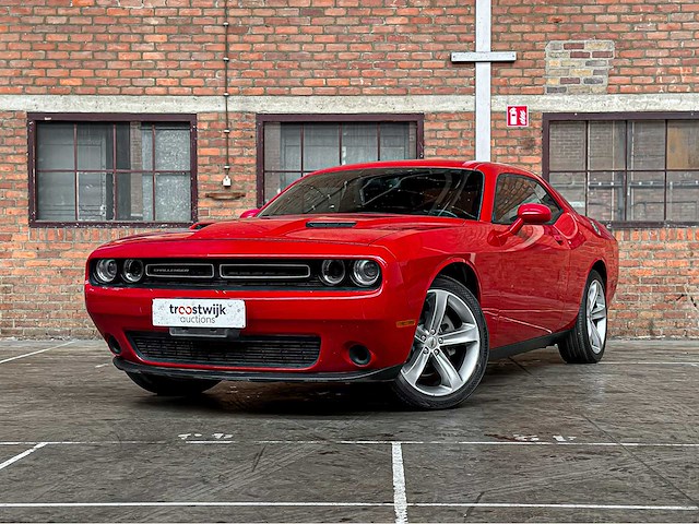 Dodge challenger sxt 3.6 v6 305pk 2017 - afbeelding 1 van  22