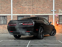 Dodge challenger sxt 3.6 v6 305pk 2018 - afbeelding 35 van  35