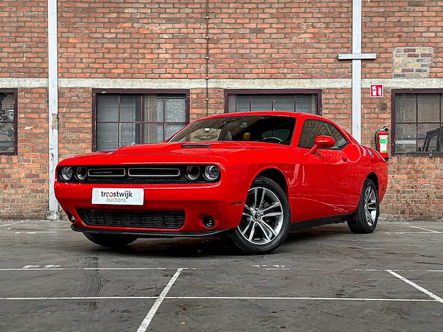 Dodge challenger sxt 3.6 v6 305pk 2018 - afbeelding 1 van  40
