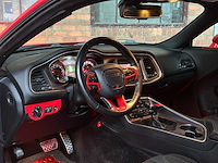 Dodge challenger sxt 3.6 v6 305pk 2018 - afbeelding 18 van  40