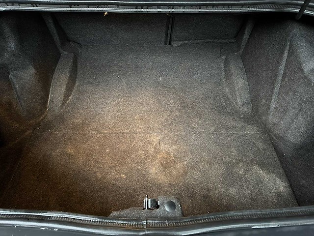 Dodge challenger sxt 3.6 v6 305pk 2018 - afbeelding 27 van  35