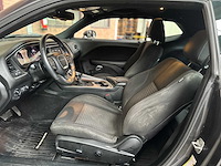 Dodge challenger sxt 3.6 v6 305pk 2019 - afbeelding 28 van  47