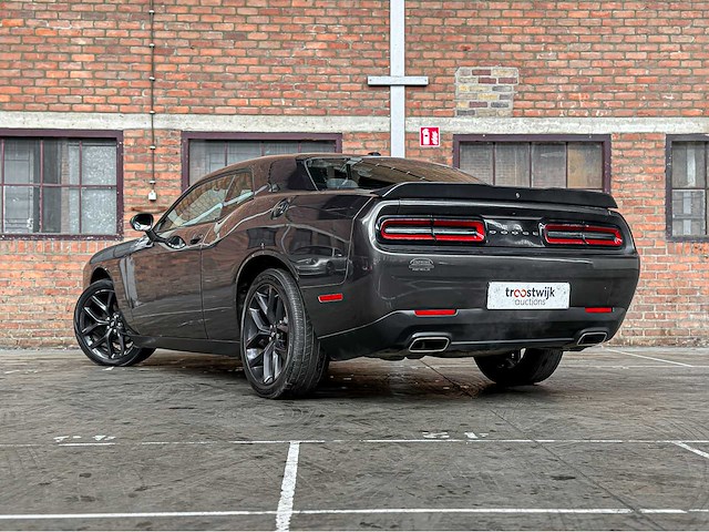Dodge challenger sxt 3.6 v6 305pk 2019 - afbeelding 6 van  40