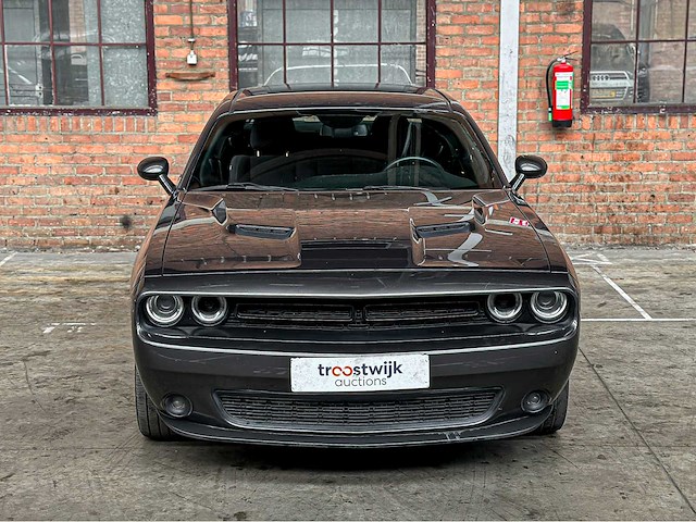 Dodge challenger sxt 3.6 v6 305pk 2019 - afbeelding 39 van  40