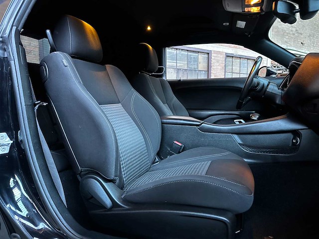 Dodge challenger sxt 3.6 v6 305pk 2019 - afbeelding 3 van  5