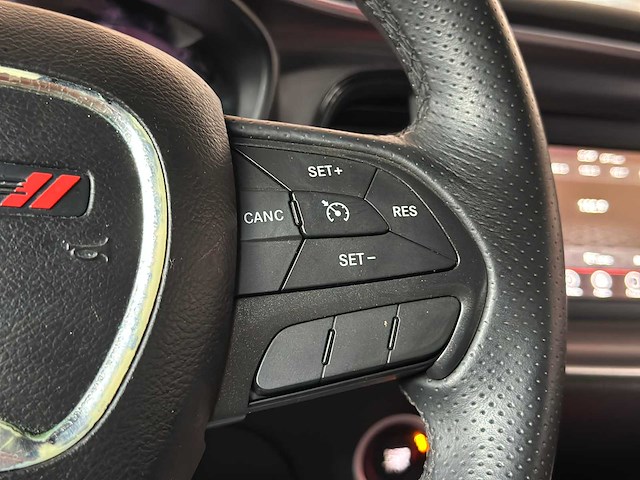 Dodge challenger sxt 3.6 v6 305pk 2019 - afbeelding 24 van  46