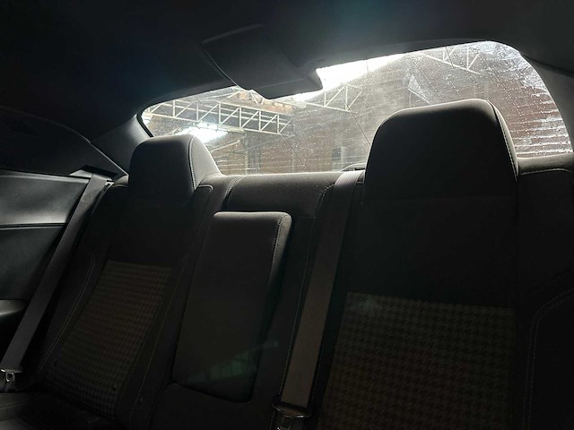 Dodge challenger sxt 3.6 v6 305pk 2019 - afbeelding 36 van  46
