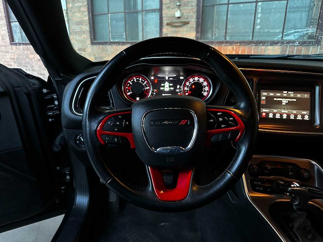 Dodge challenger sxt 3.6 v6 305pk 2019 - afbeelding 7 van  29