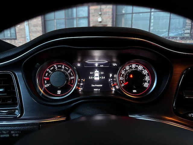 Dodge challenger sxt 3.6 v6 305pk 2019 - afbeelding 13 van  29