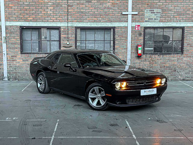 Dodge challenger sxt 3.6 v6 305pk 2019 - afbeelding 27 van  29
