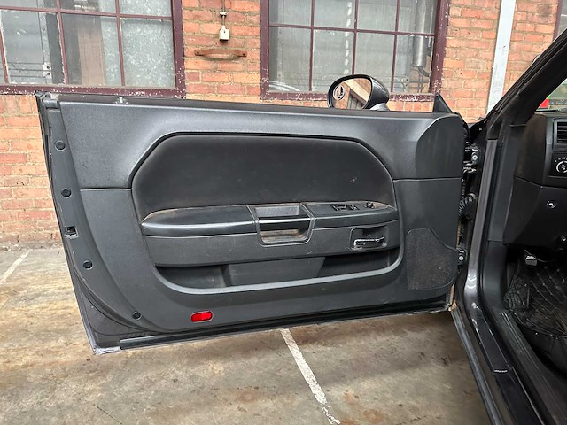 Dodge challenger sxt 3.6 v6 309pk 2014 - afbeelding 17 van  33