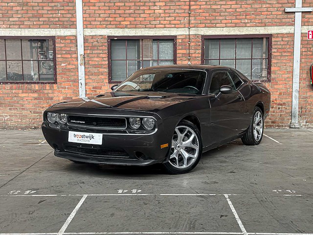 Dodge challenger sxt 3.6 v6 309pk 2014 - afbeelding 1 van  18