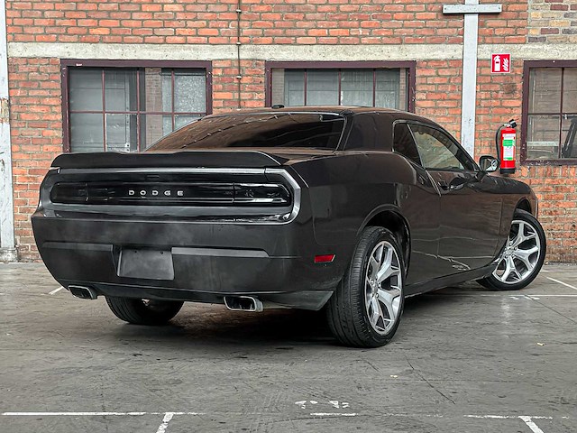 Dodge challenger sxt 3.6 v6 309pk 2014 - afbeelding 5 van  33
