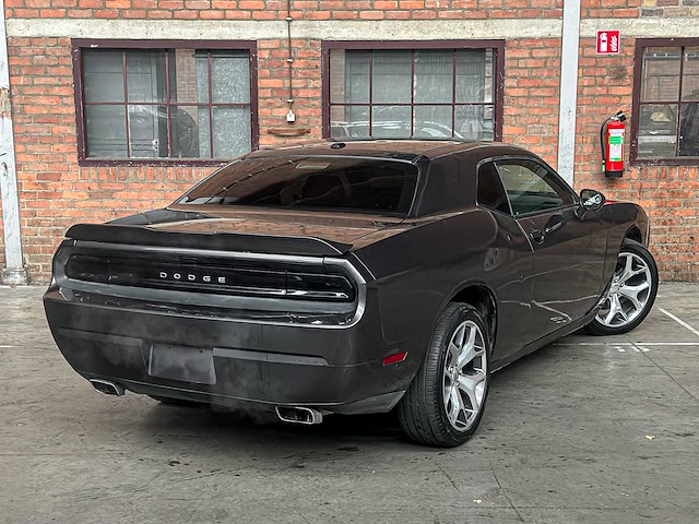 Dodge challenger sxt 3.6 v6 309pk 2014 - afbeelding 22 van  22