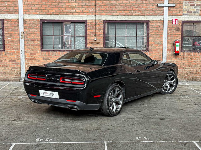 Dodge challenger sxt plus 3.6 v6 305pk 2015 - afbeelding 5 van  51