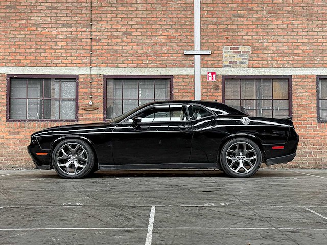 Dodge challenger sxt plus 3.6 v6 305pk 2015 - afbeelding 13 van  51