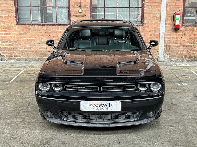 Dodge challenger sxt plus 3.6 v6 305pk 2015 - afbeelding 48 van  51