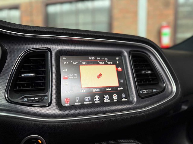 Dodge challenger sxt plus 3.6 v6 305pk 2015 - afbeelding 17 van  51