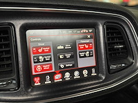 Dodge challenger sxt plus 3.6 v6 305pk 2015 - afbeelding 19 van  51