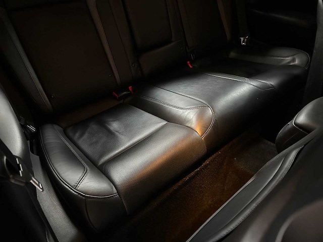 Dodge challenger sxt plus 3.6 v6 305pk 2015 - afbeelding 27 van  36