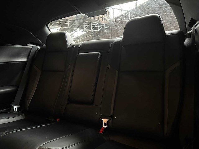 Dodge challenger sxt plus 3.6 v6 305pk 2015 - afbeelding 14 van  25