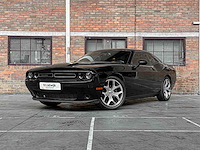 Dodge challenger sxt plus 3.6 v6 305pk 2015