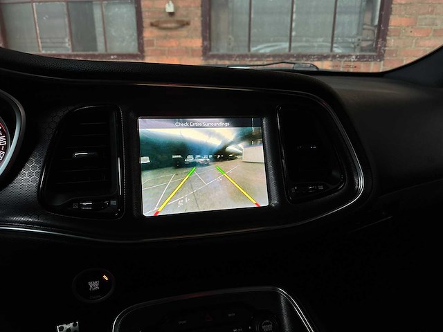 Dodge challenger sxt plus 3.6 v6 305pk 2015 - afbeelding 9 van  17