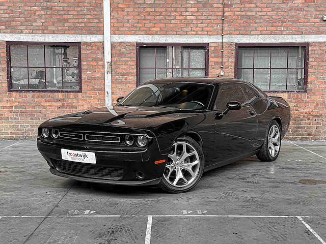 Dodge challenger sxt plus 3.6 v6 305pk 2015 - afbeelding 3 van  42