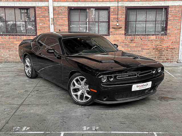 Dodge challenger sxt plus 3.6 v6 305pk 2015 - afbeelding 41 van  41