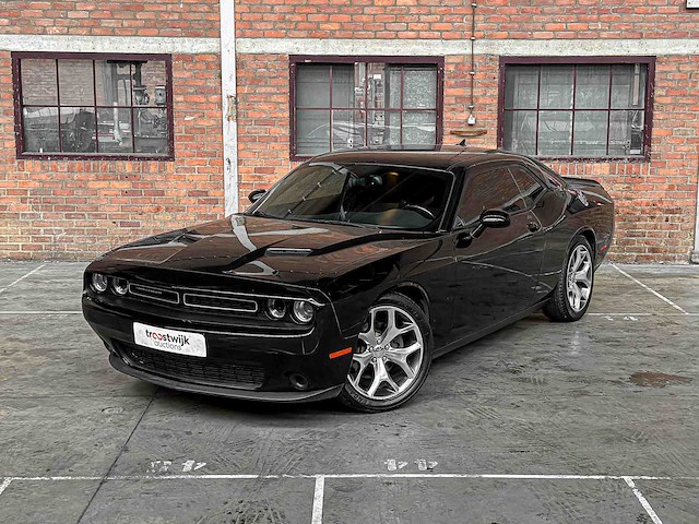 Dodge challenger sxt plus 3.6 v6 305pk 2015 - afbeelding 34 van  43