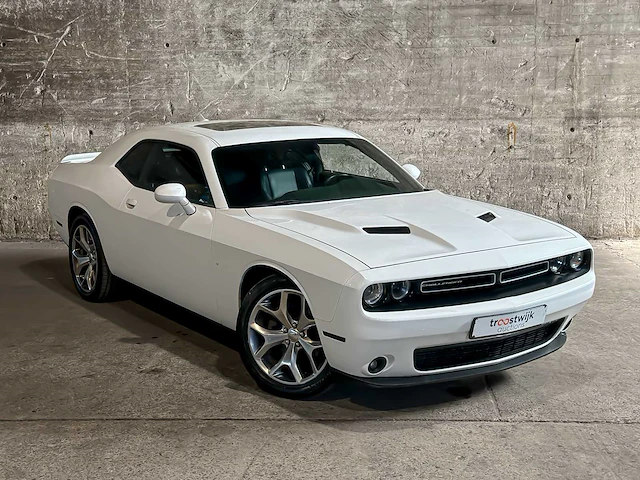 Dodge challenger sxt plus 3.6 v6 305pk 2015 - afbeelding 2 van  71