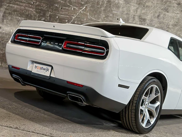 Dodge challenger sxt plus 3.6 v6 305pk 2015 - afbeelding 7 van  71