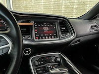 Dodge challenger sxt plus 3.6 v6 305pk 2015 - afbeelding 27 van  71