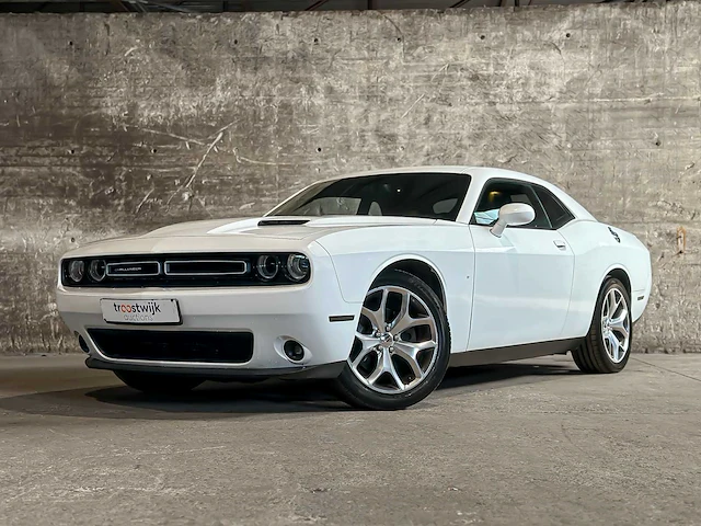 Dodge challenger sxt plus 3.6 v6 305pk 2015 - afbeelding 23 van  71