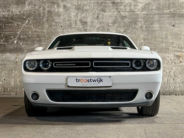 Dodge challenger sxt plus 3.6 v6 305pk 2015 - afbeelding 56 van  71