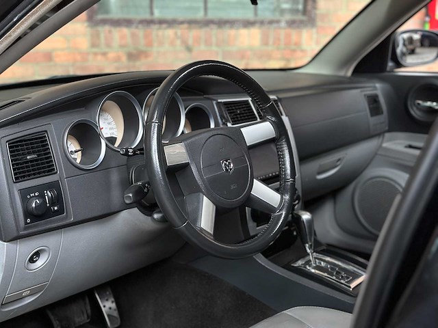 Dodge charger 250pk 2007 youngtimer - afbeelding 11 van  39