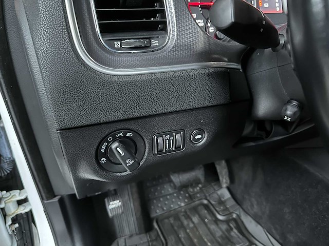 Dodge charger rt hemi 5.7 v8 375pk 2013 - afbeelding 13 van  45