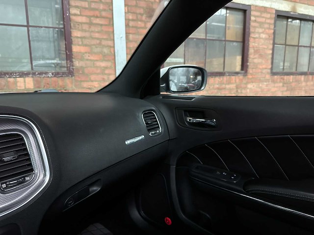 Dodge charger rt hemi 5.7 v8 375pk 2013 - afbeelding 24 van  45