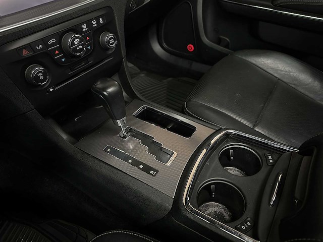 Dodge charger rt hemi 5.7 v8 375pk 2013 - afbeelding 15 van  46