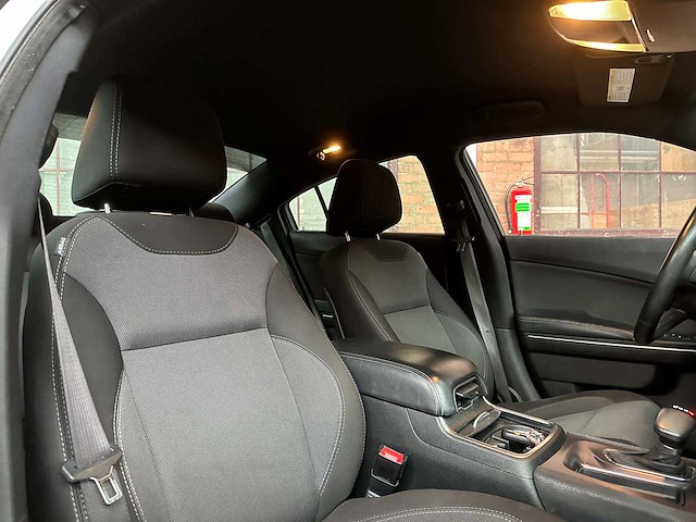 Dodge charger se 3.6 v6 292pk 2016 - afbeelding 36 van  41