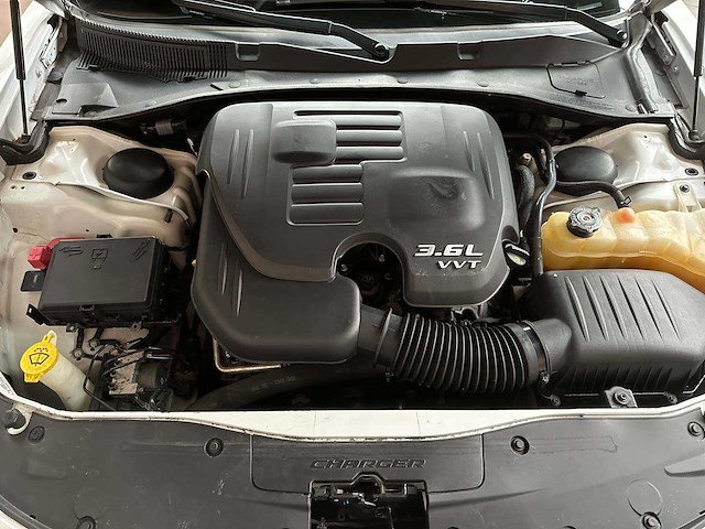 Dodge charger se 3.6 v6 292pk 2016 - afbeelding 21 van  28