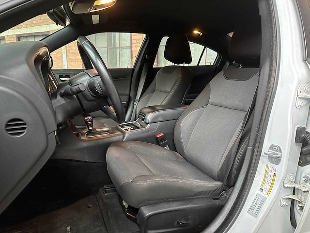 Dodge charger se 3.6 v6 292pk 2016 - afbeelding 22 van  28