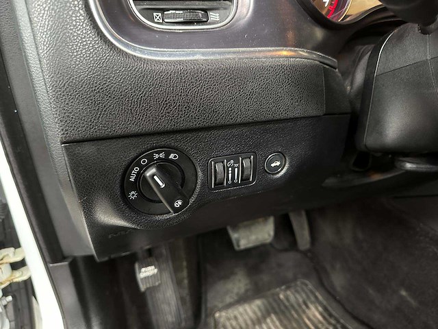 Dodge charger se 3.6 v6 292pk 2016 - afbeelding 21 van  41