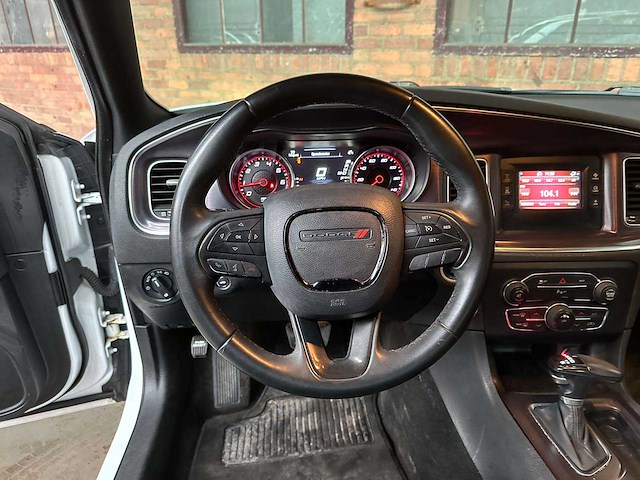 Dodge charger se 3.6 v6 292pk 2016 - afbeelding 9 van  38