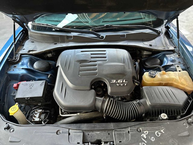 Dodge charger sxt 3.6 v6 296pk 2021 - afbeelding 13 van  17