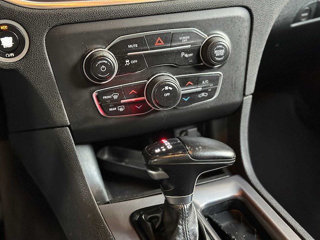 Dodge charger sxt 3.6 v6 296pk 2021 - afbeelding 7 van  26