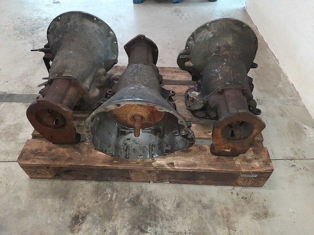 Dodge / chrysler - 727 - 4x4 - transmissie - afbeelding 2 van  4